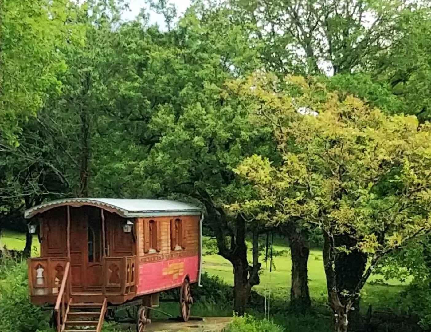 Treffléan Une Roulotte Et Des Chevaux فندق مبيت وإفطار